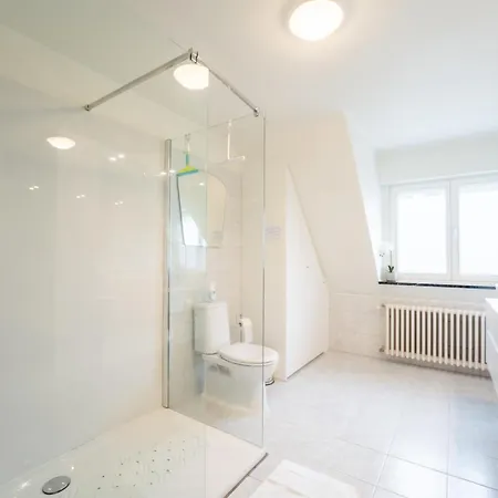 Odyssee - Featured In 'juliette' By Interhome